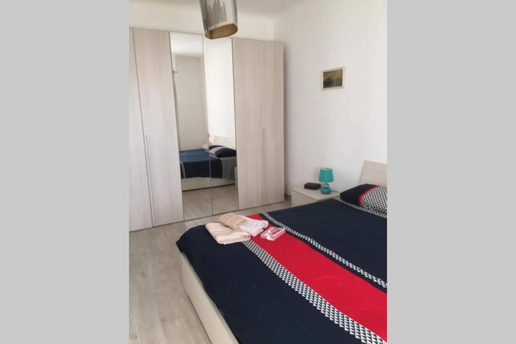 Grand F2 60Mq Centre Antibes, Proche Plages, Commerces, 2 Balcons, Parking, Train, Bus, Deco Vintage, Pet Friendly, Ideal Famille Ou 1-2 Couples Lejlighed Eksteriør billede