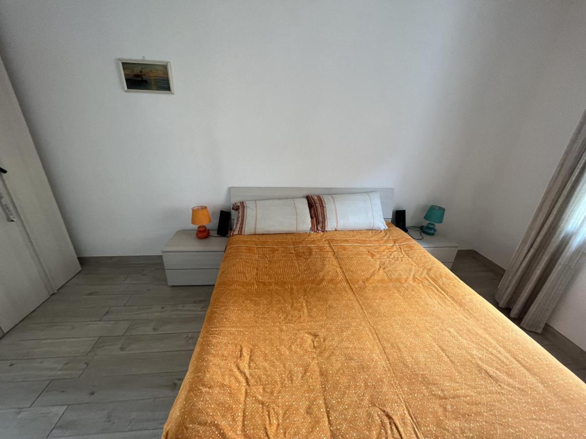 Grand F2 60Mq Centre Antibes, Proche Plages, Commerces, 2 Balcons, Parking, Train, Bus, Deco Vintage, Pet Friendly, Ideal Famille Ou 1-2 Couples Lejlighed Eksteriør billede